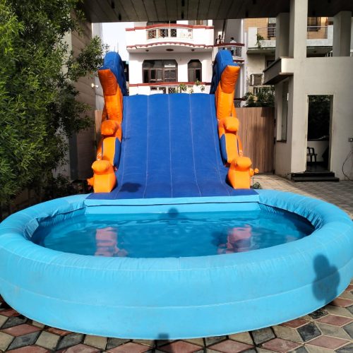 Water Bounce castle_(1)